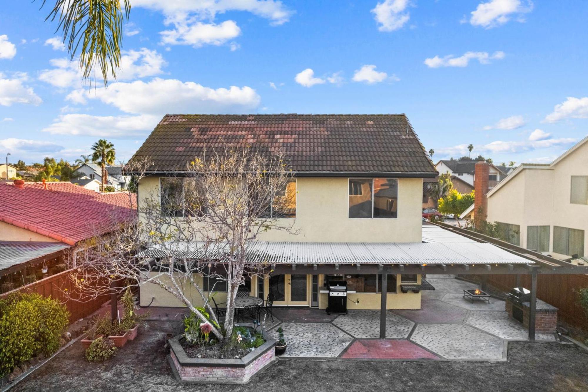 Villa Mira Mesa Family Retreat 4br With Balcony And Firepit