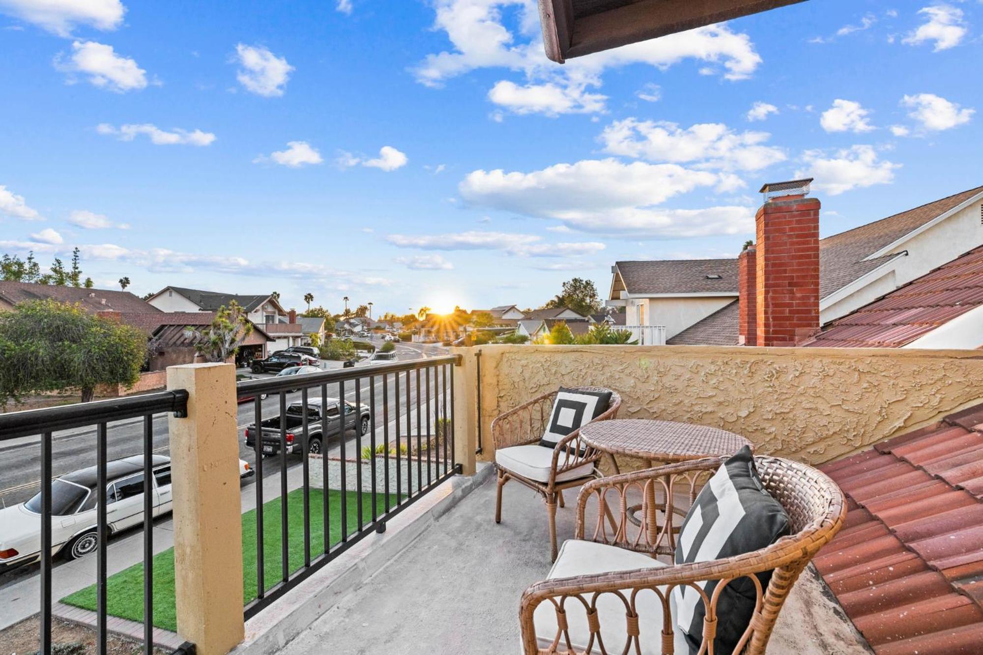 Mira Mesa Family Retreat 4br With Balcony And Firepit San Diego