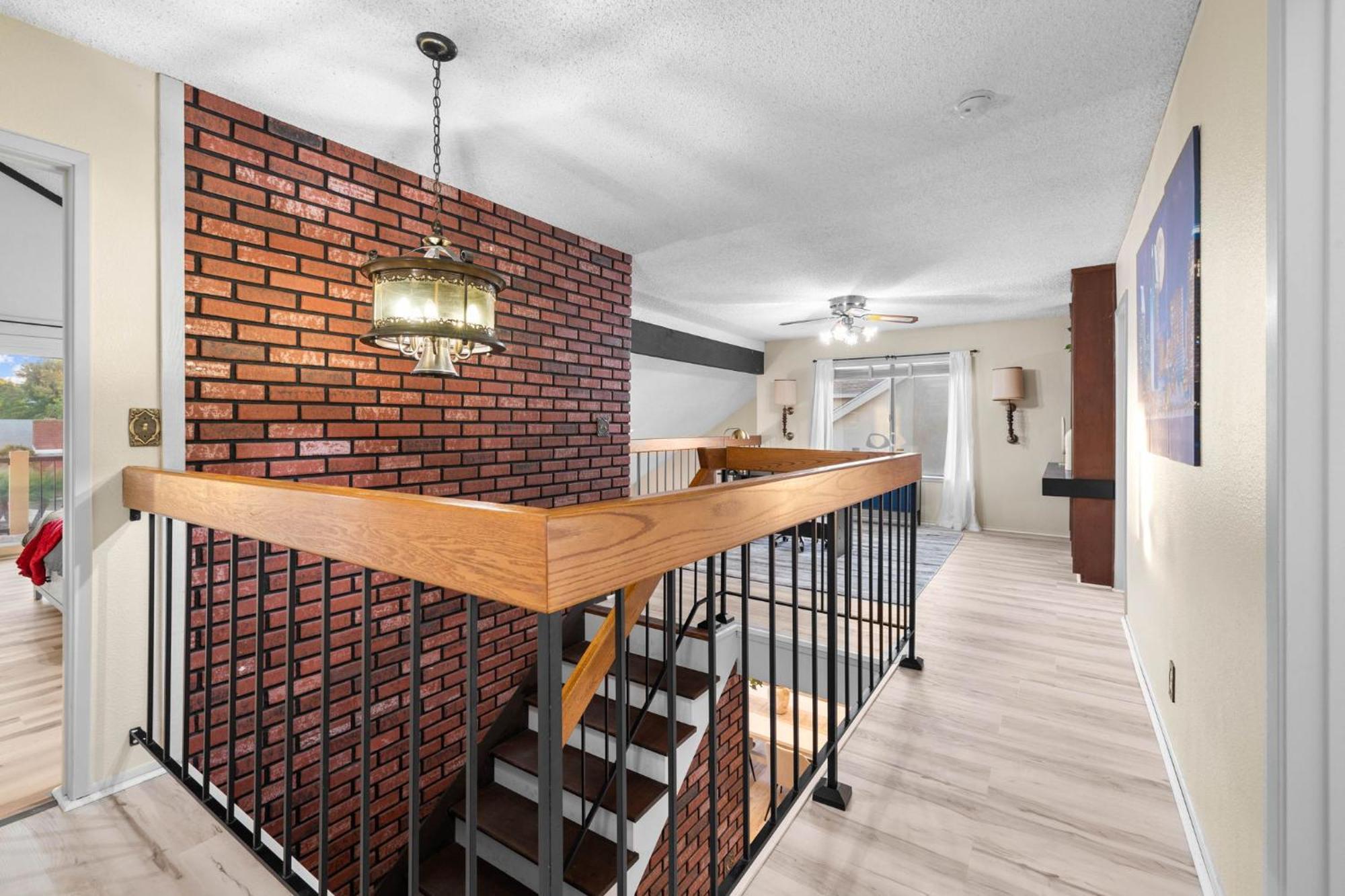 Villa Mira Mesa Family Retreat 4br With Balcony And Firepit San Diego